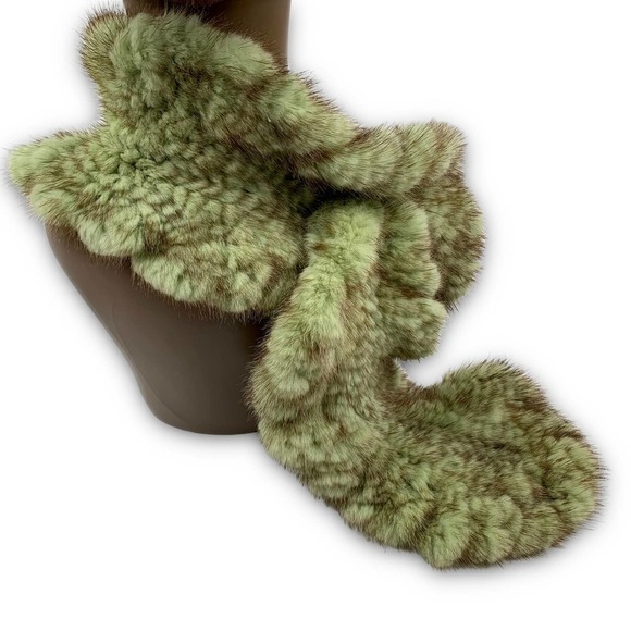 90's Parisian couture designer green mink scarf - Picture 1 of 15